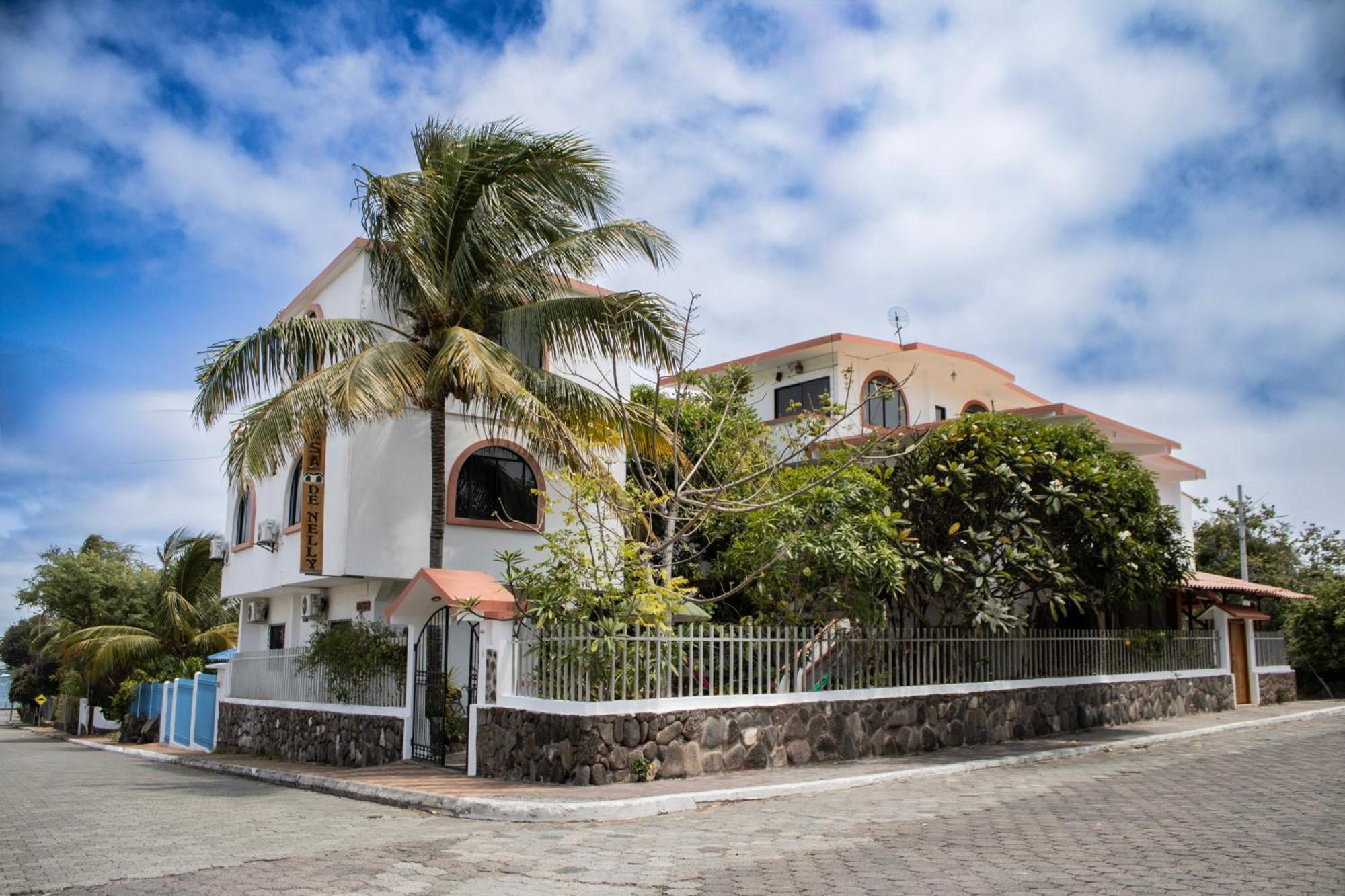 Отель Casa De Nelly Пуэрто-Бакерисо-Морено Экстерьер фото